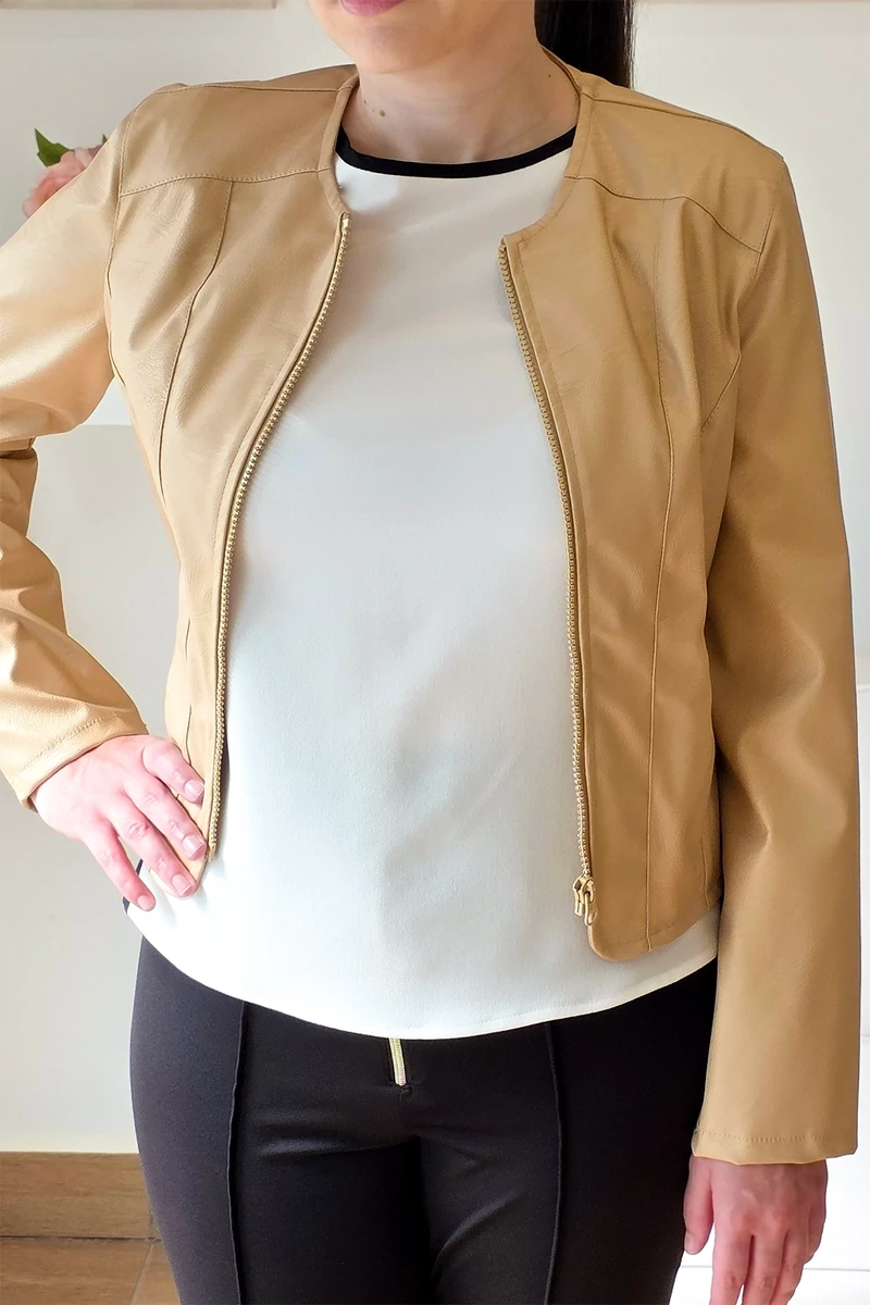 Gola arany-bézs színű műbőr kabát