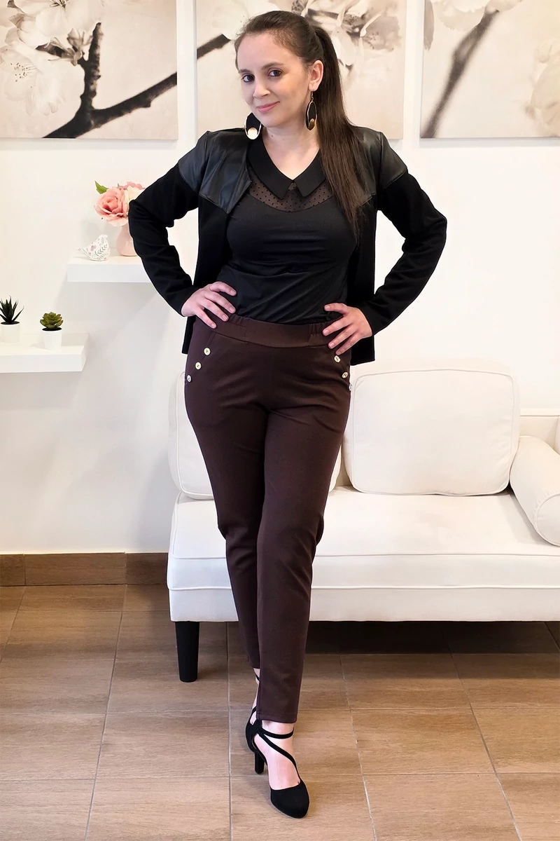 Ona barna gombos nadrág